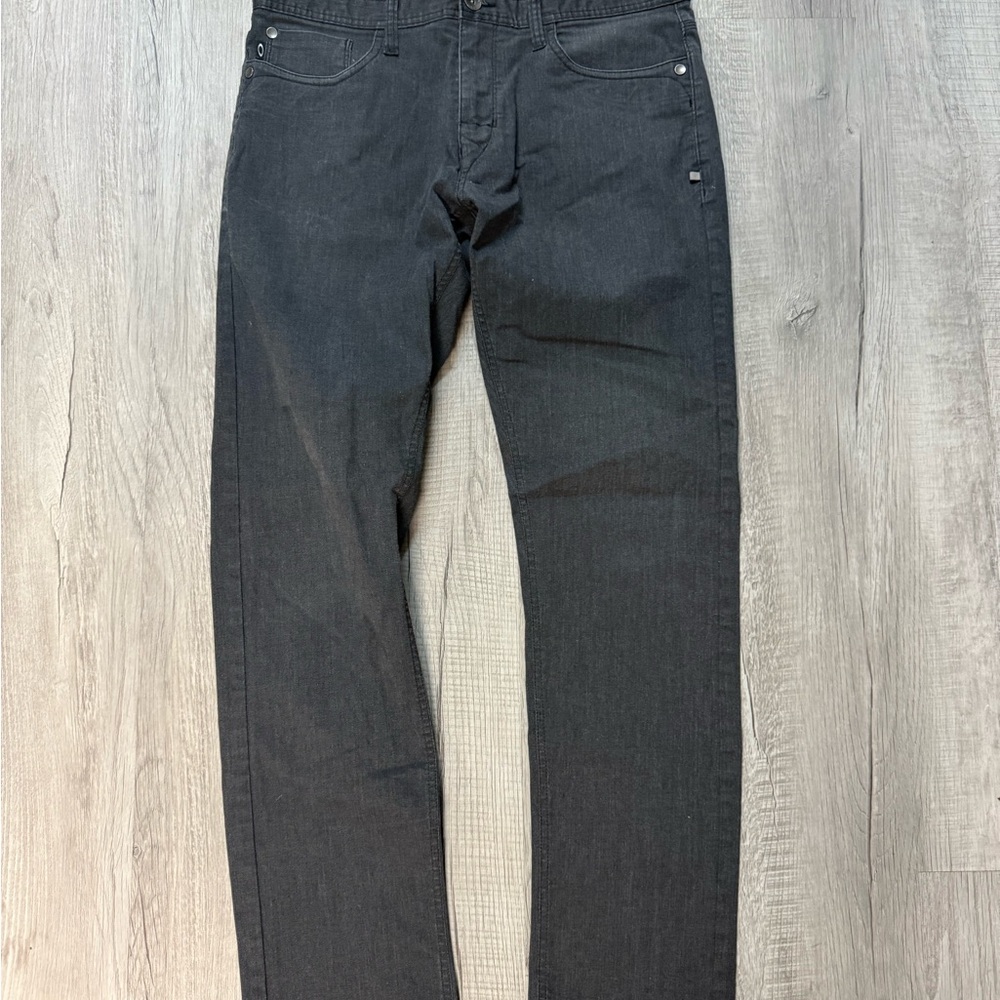 Oakley Men's Dark Gray Chinos